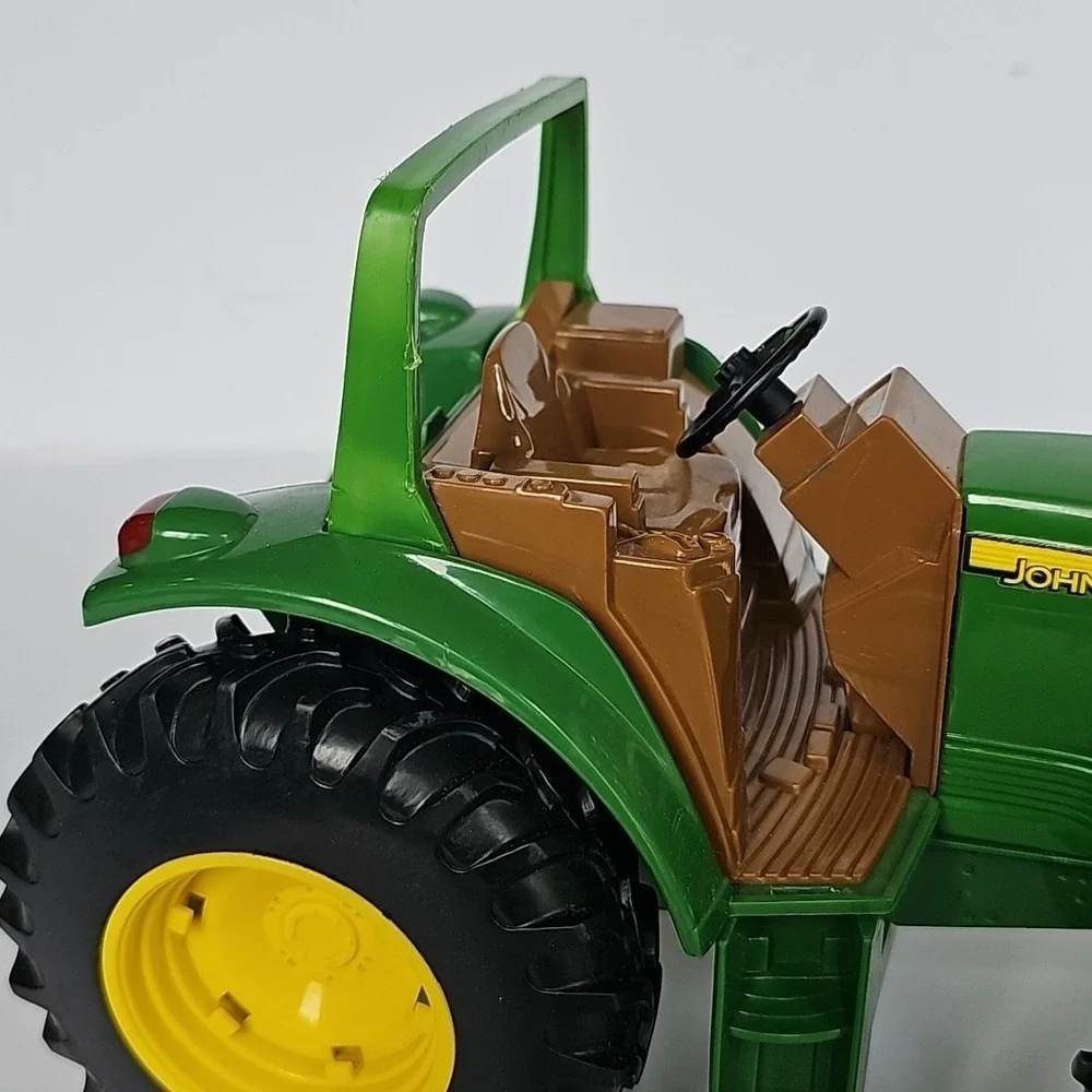 John Deere Tough Tractor 1/16 Scale Diecast Hood Farm Toy  ERTL Large 1601